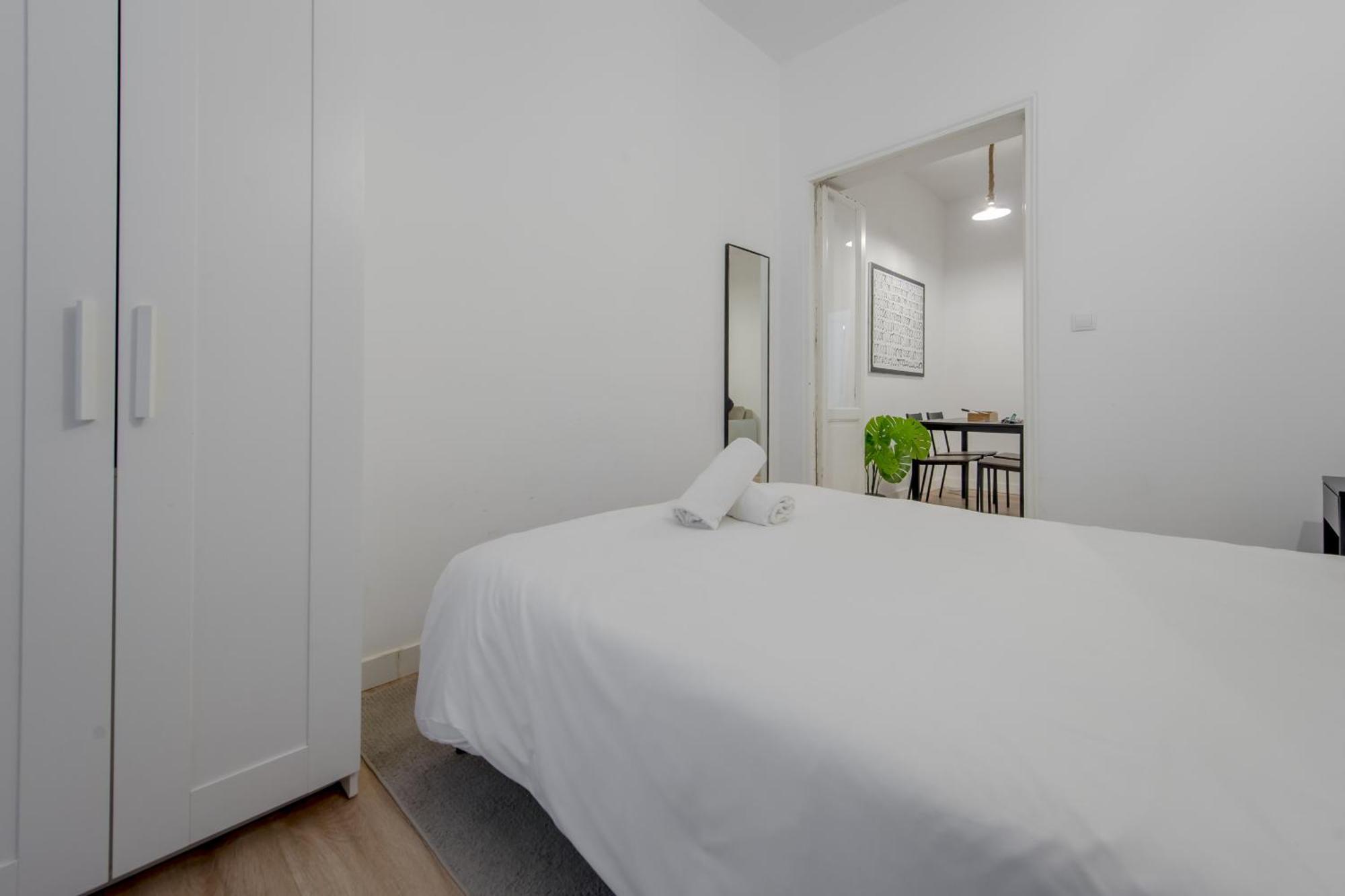 C-Cabeza Cool Apt Para 7 Al Lado De Tirso De Molina E1 Madrid Esterno foto
