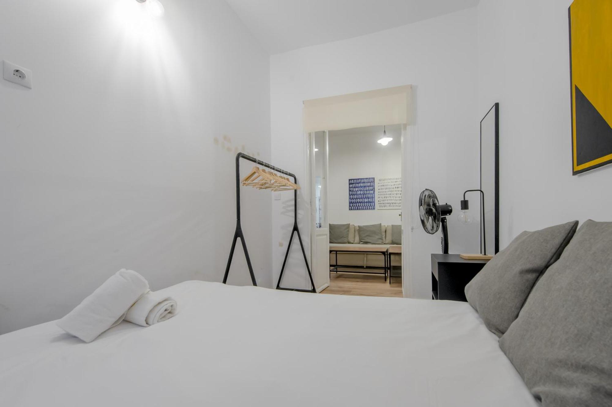 C-Cabeza Cool Apt Para 7 Al Lado De Tirso De Molina E1 Madrid Esterno foto