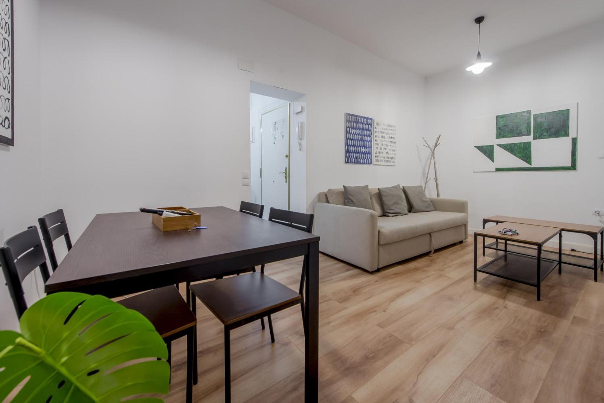 C-Cabeza Cool Apt Para 7 Al Lado De Tirso De Molina E1 Madrid Esterno foto