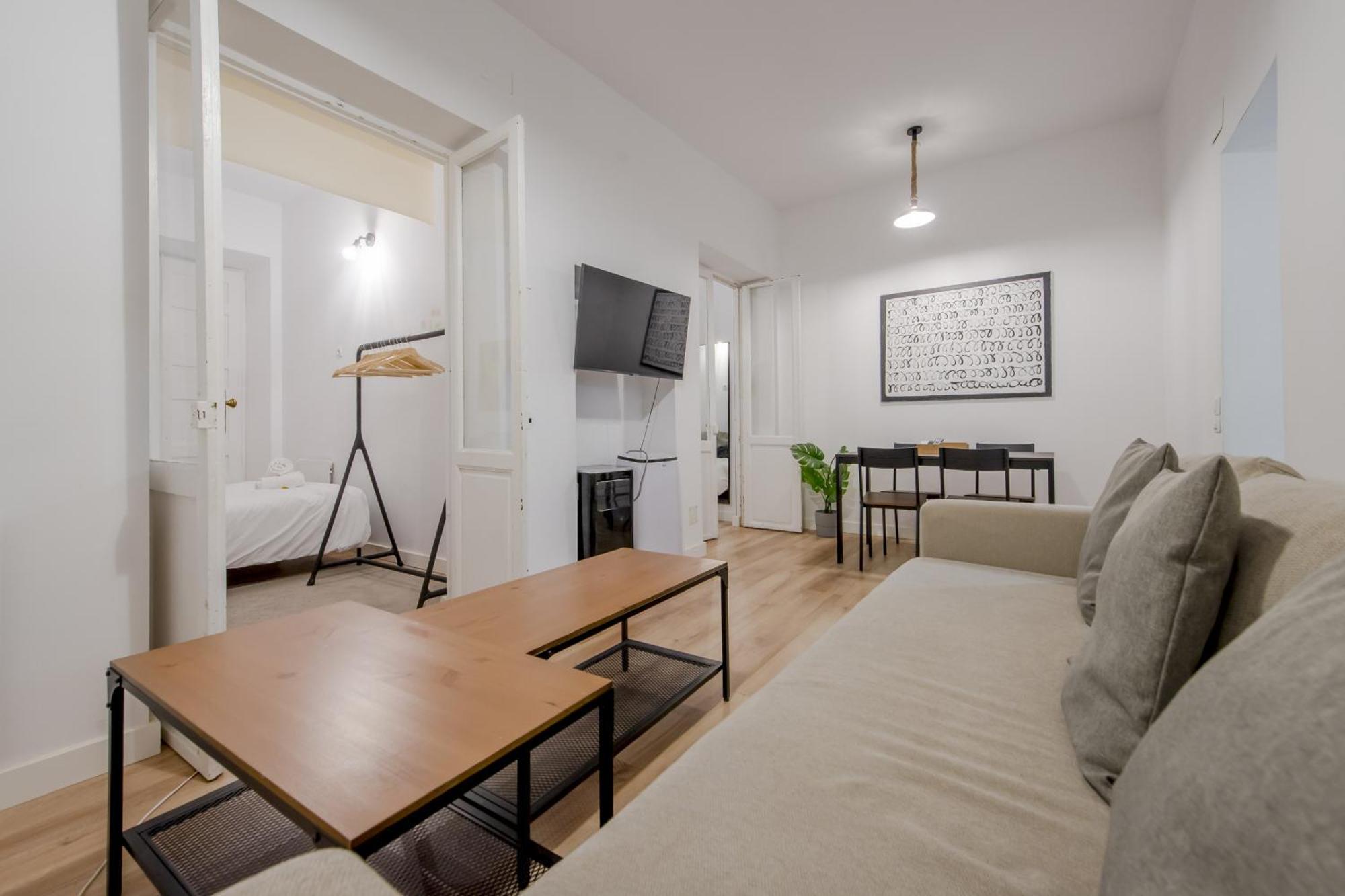 C-Cabeza Cool Apt Para 7 Al Lado De Tirso De Molina E1 Madrid Esterno foto